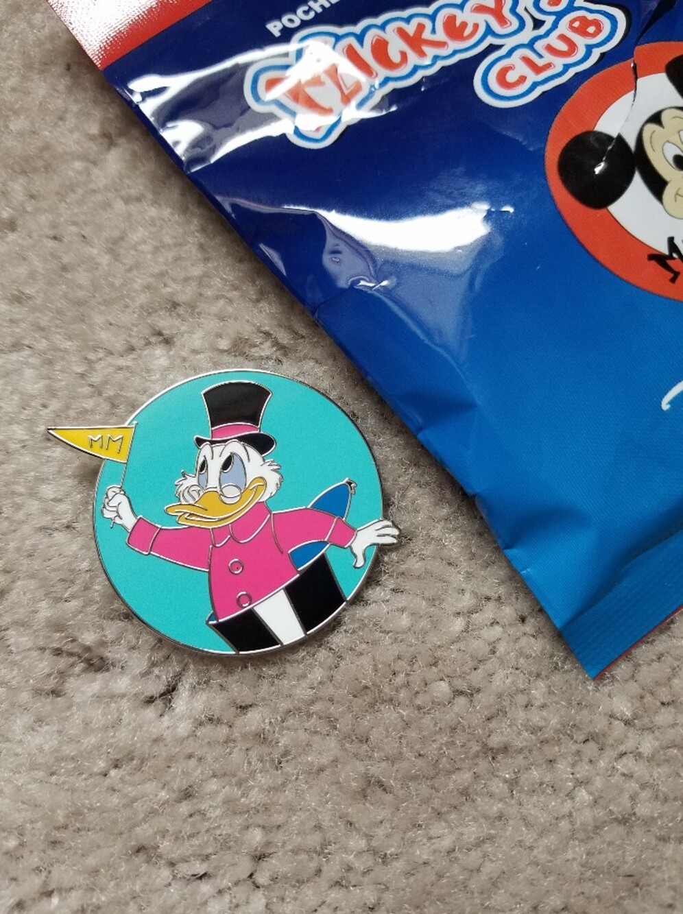 Disney Parks Scrooge With Pennant Mickey Mouse Clubhouse Mystery Enamel Pin